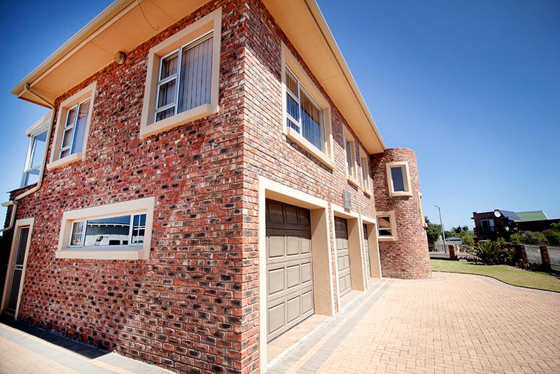 5 Bedroom Property for Sale in Tergniet Western Cape